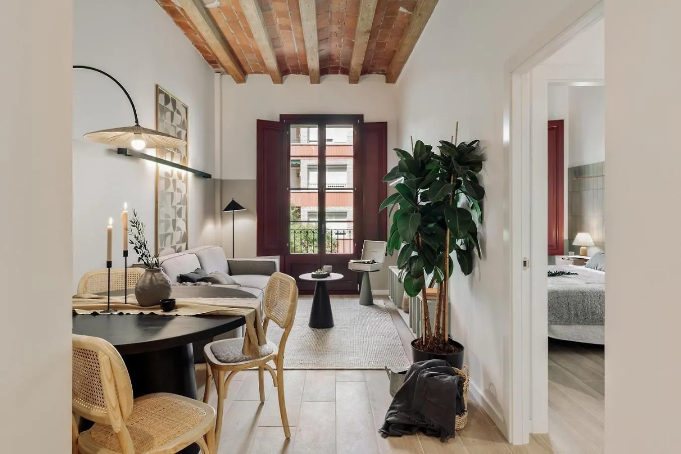 Xelida - 2 Bedrooms And Balcony In Sant Antoni Barcelona